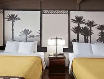 Super 8 By Wyndham Los Angeles-Culver City Area 2*,